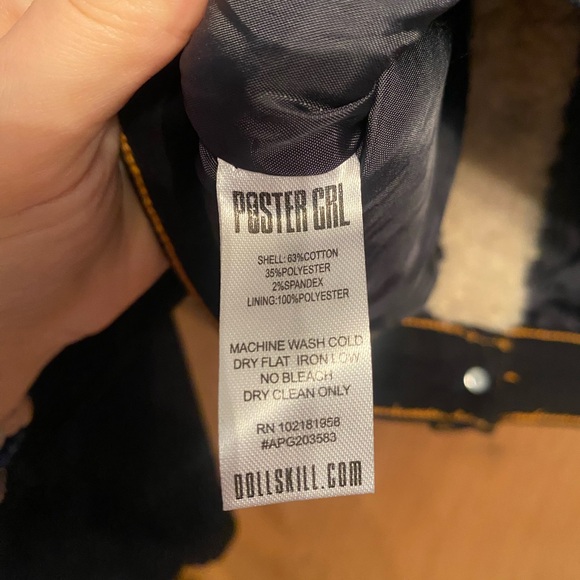 POSTER GIRL Cropped Jacket with Cream shearling Collar - Picture 13 of 15